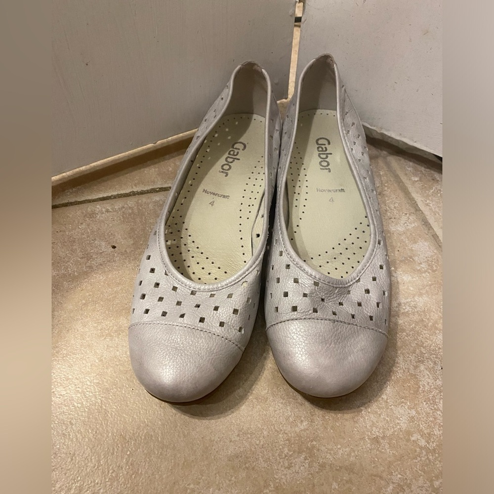 Gabor Ruffle Flats With Laser Cut Out size 37